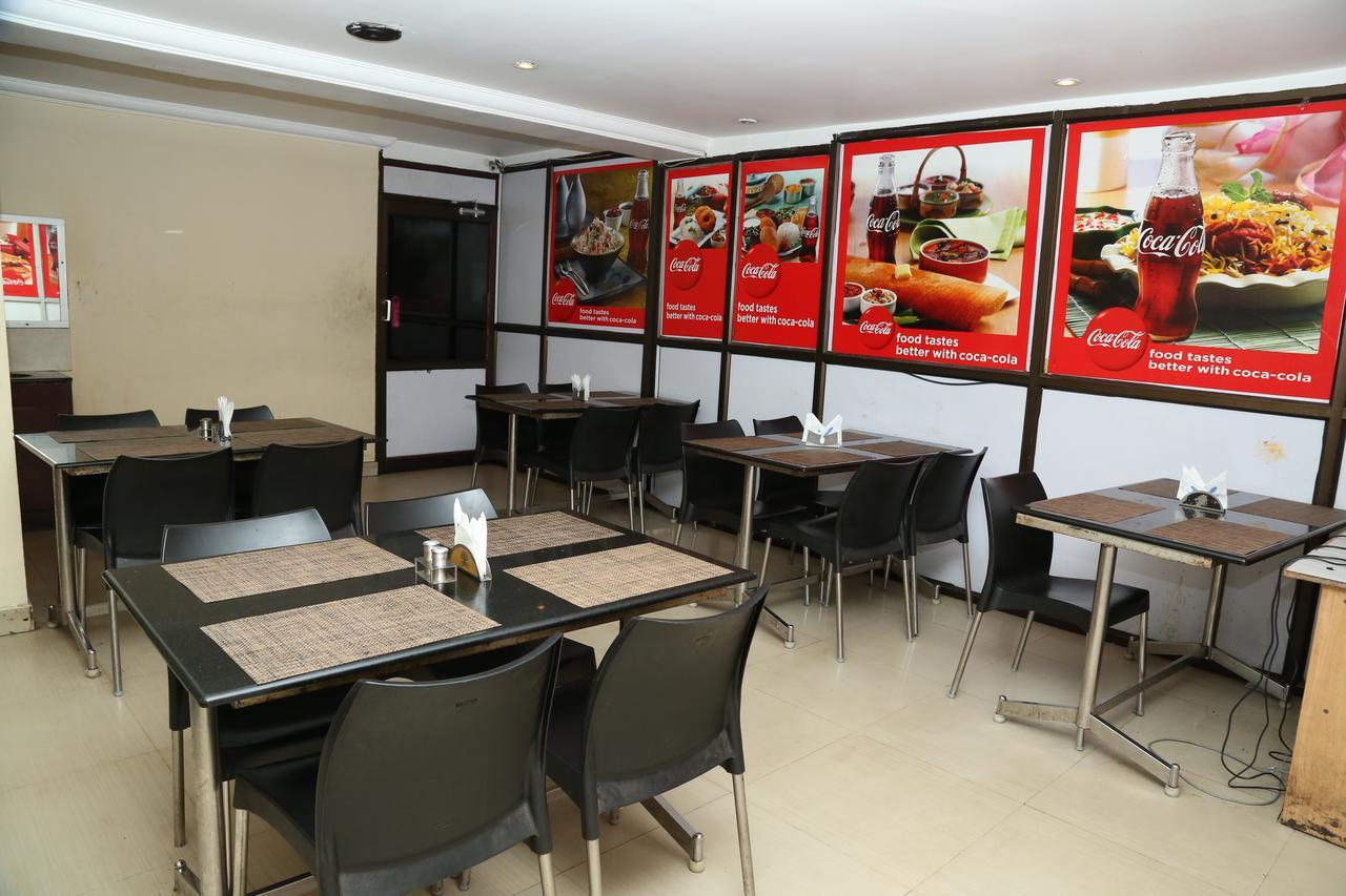 Sri Srinivasar Residency Hotel Велор Екстериор снимка